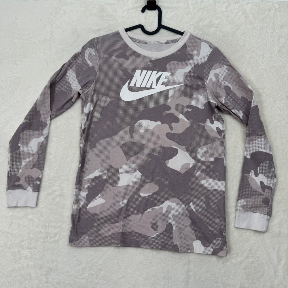 Nike Long Sleeve Tee Boys L Grey White Camo Futura Logo Graphic Sporty Shirt